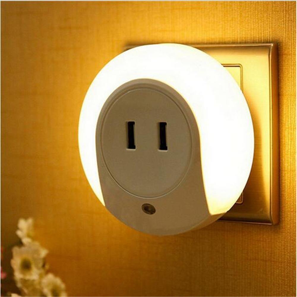 Smart Design LED NightLight with Light Sensor and Dual USB Wall Plate Charger - CALCUMART